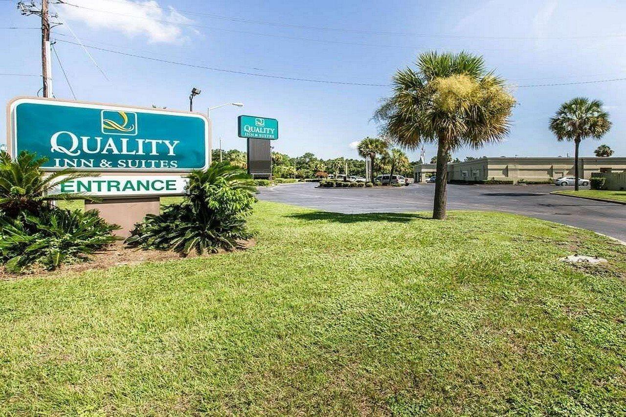 Quality Inn & Suites Waycross Bagian luar foto