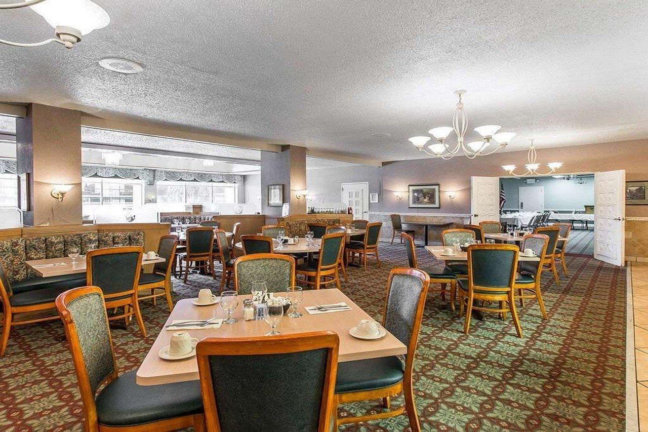 Quality Inn & Suites Waycross Bagian luar foto