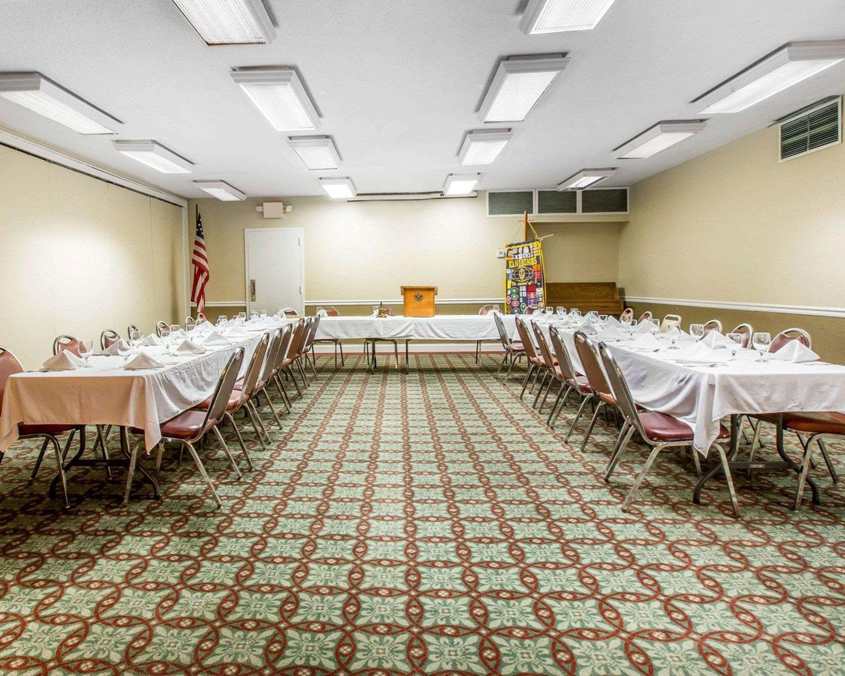 Quality Inn & Suites Waycross Bagian luar foto