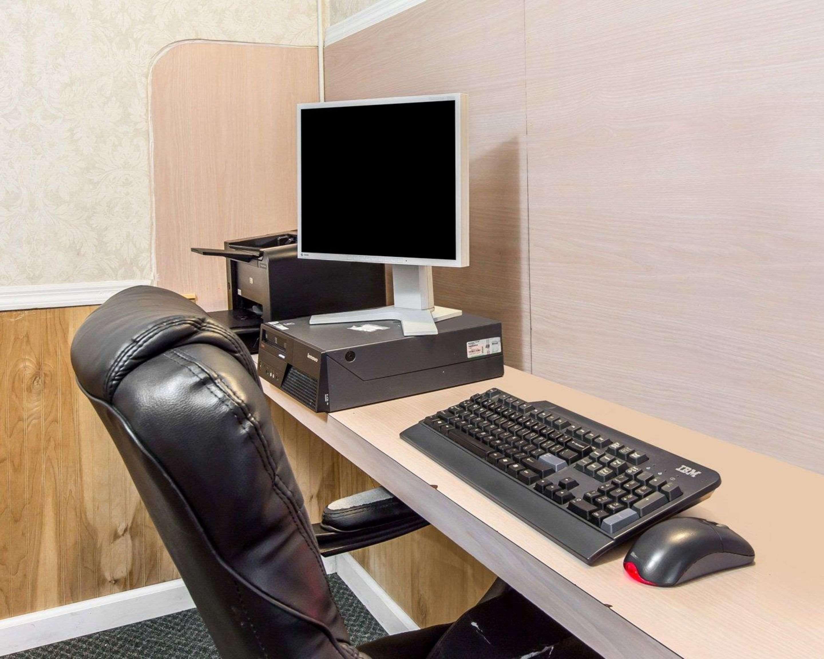 Quality Inn & Suites Waycross Bagian luar foto