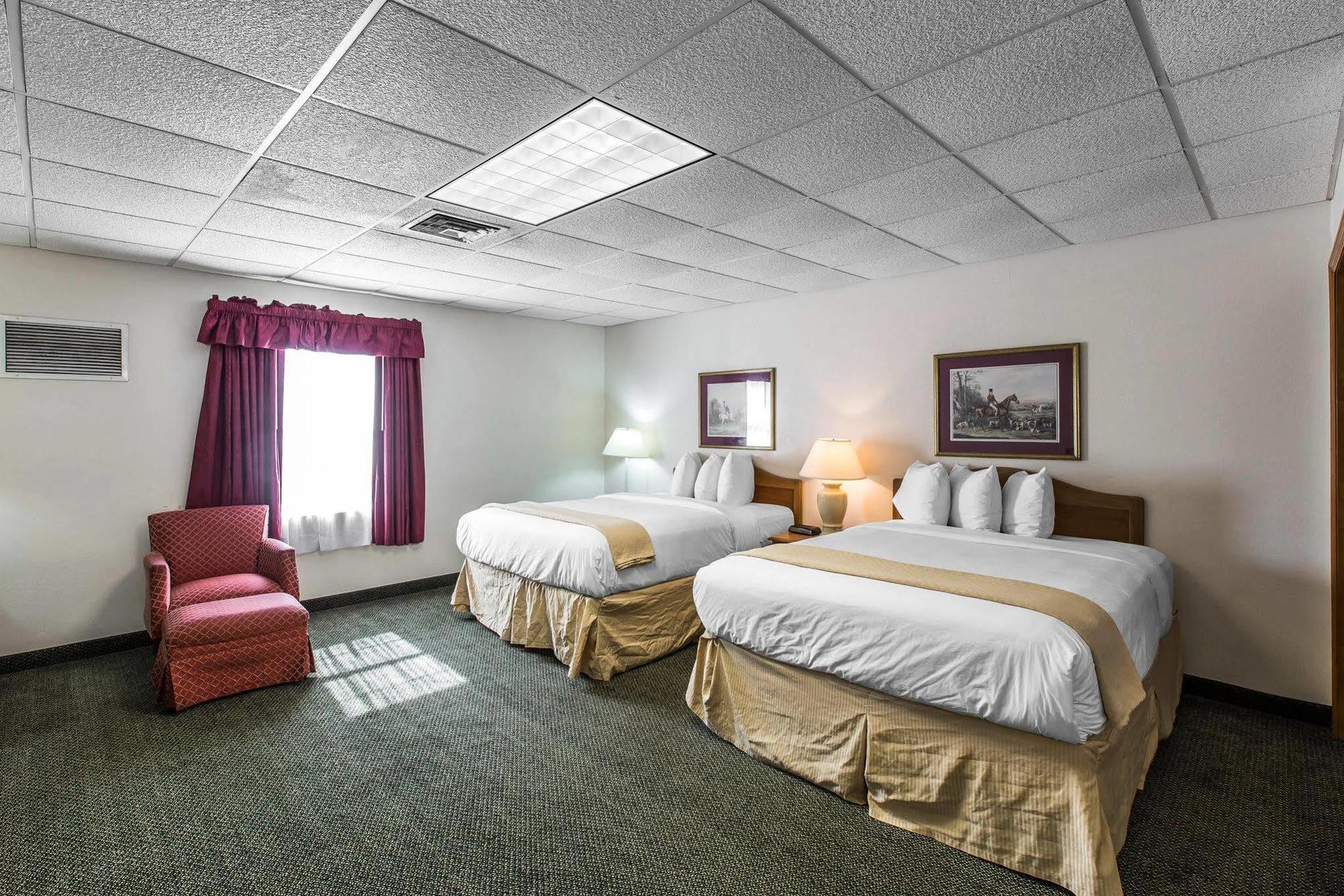 Quality Inn & Suites Waycross Bagian luar foto